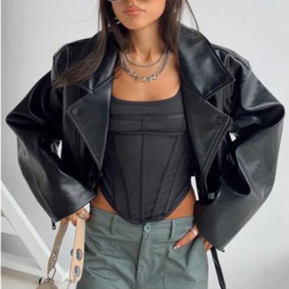 PRINCESS POLLY - STATEN ISLAND JACKET BLACK - SIZE 2